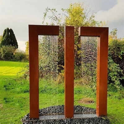 Zeitgenössisches Doppeltes L Stahlgarten-Wasser Corten kennzeichnet Regen-Vorhang
