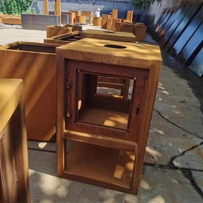 Hölzerner brennender freistehender ofen-Metallkamin Corten Stahlim freien
